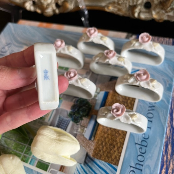Set of 8 vintage porcelain napkin rings marked, AK Alboth & Kaiser - Picture 3 of 4